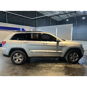 Jeep Grand Cherokee Laredo Wk2 — foto 8 de 16
