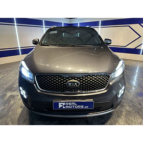 KIA Sorento — foto 2 de 16