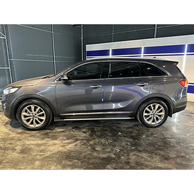 KIA Sorento — foto 7 de 16