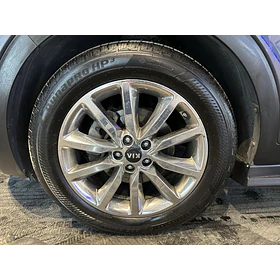 KIA Sorento — foto 9 de 16