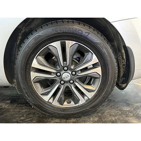 KIA Carnival — foto 10 de 16