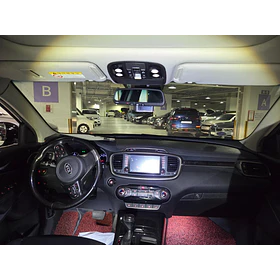 KIA Sorento — foto 10 de 18