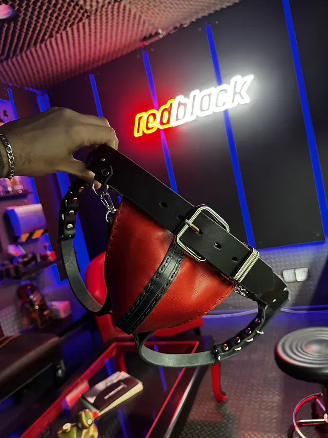 Jockstrap Cuero Negro y Rojo
