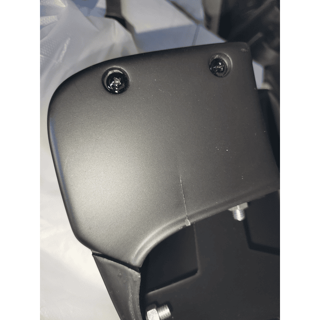 Canto do para-choques esquerdo