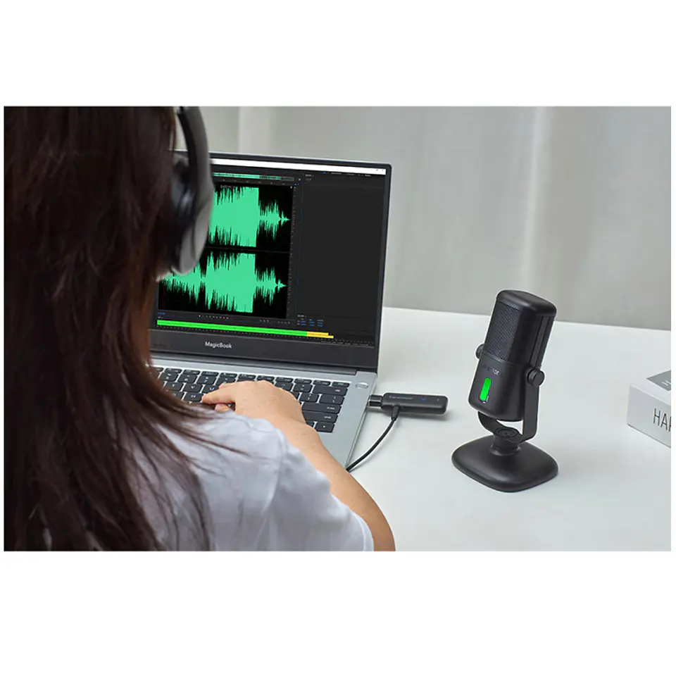 Saramonic SR-MV2000W Micrófono USB de Estudio Cardioide para Podcast 3