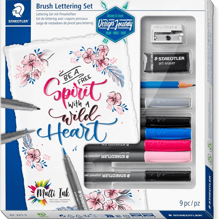 Staedtler Brush Lettering Design Journey Pack con 6 Rotuladores Pigment Art para Lettering en Colores Surtidos, Lapiz, Goma de Borrar y Afilalapices 1
