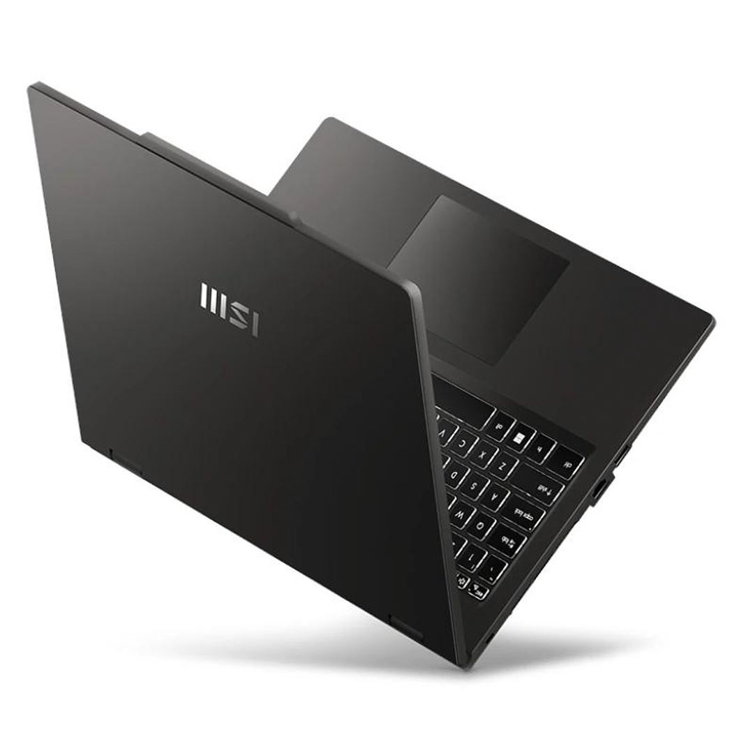 MSI VenturePro 15-449XES C7-240H 32GB 1TB 5060 DOS 4