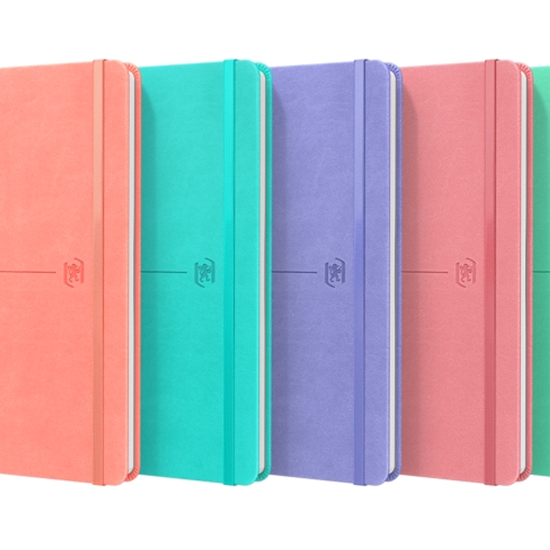 Oxford Signature Cuaderno Cosido Tapa Extradura A5 - 80 Hojas - Tapa Resistente - 1 Linea - Colores Surtidos 1