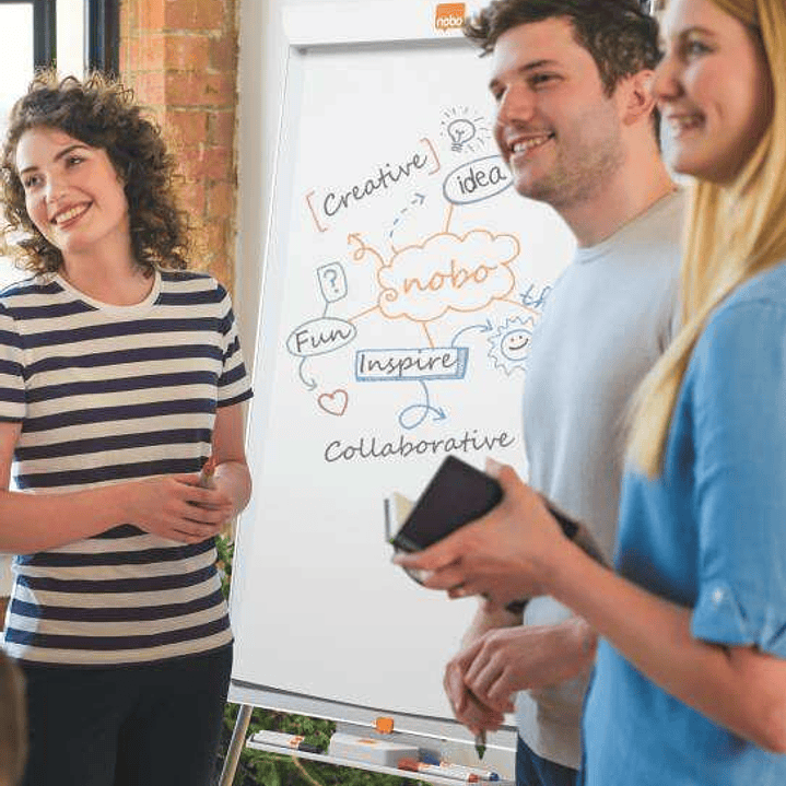 Nobo Bloc Liso para Pizarra Caballete - Tamaño 650 × 955mm - 20 Hojas - Papel Tmp de 60 g/m² - Color Blanco 1