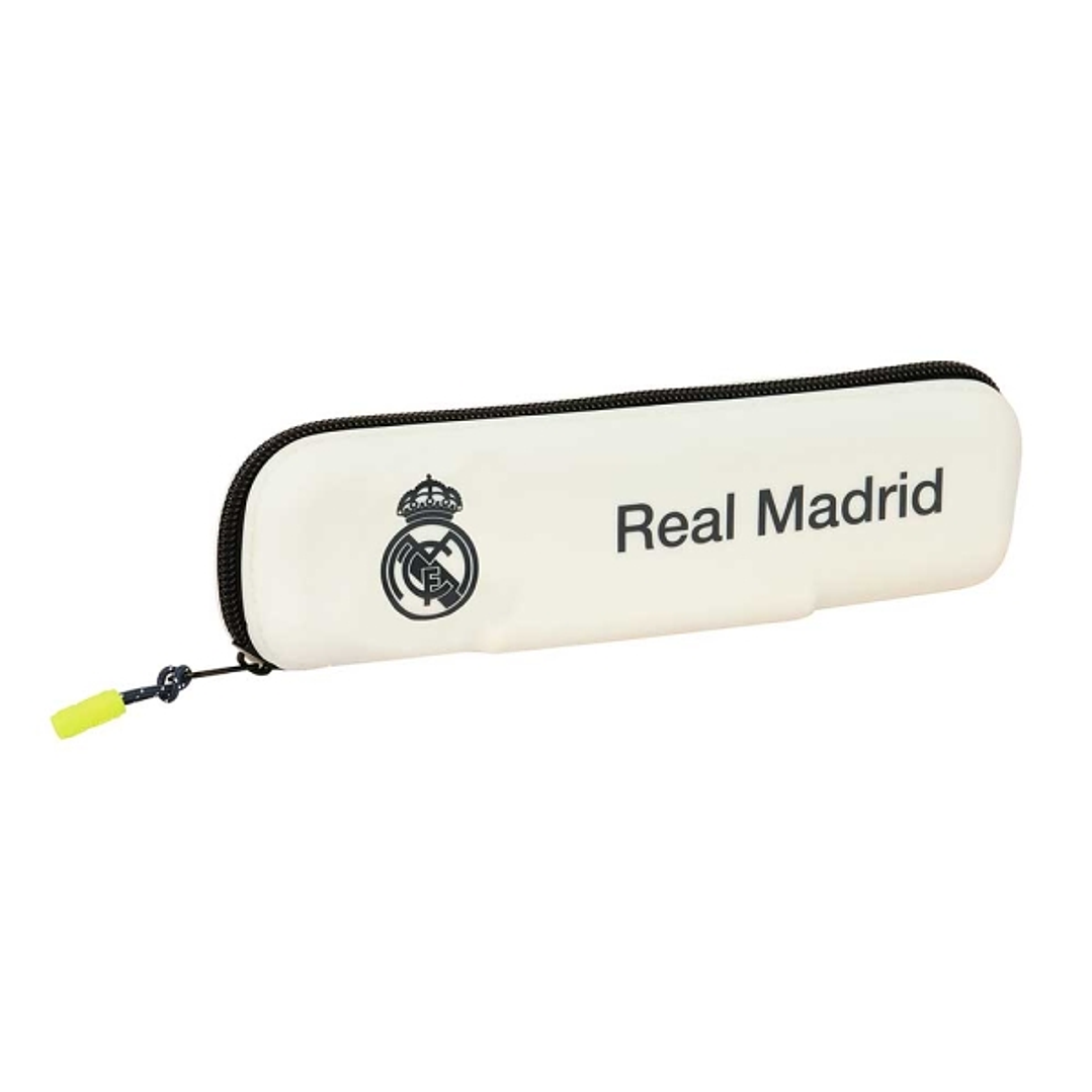 Safta Real Madrid Estuche Portatodo de 0.25L - 1 Compartimento - Silicona - Cierre con Cremallera - 20x5.5x2cm - Color Blanco 1