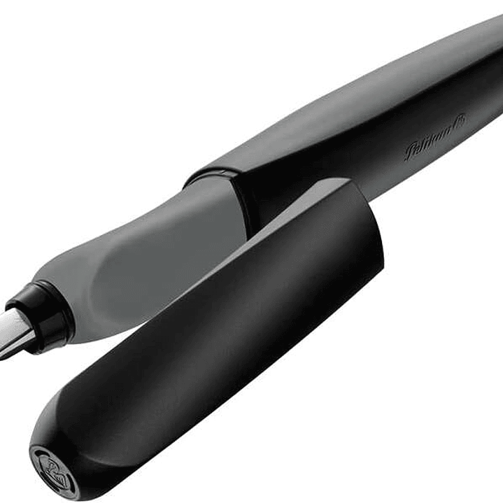 Pelikan Twist Pluma Estilografica Escolar Recargable - Plumilla de Acero Inoxidable Punto M - Cuerpo Color Negro (946806) 1