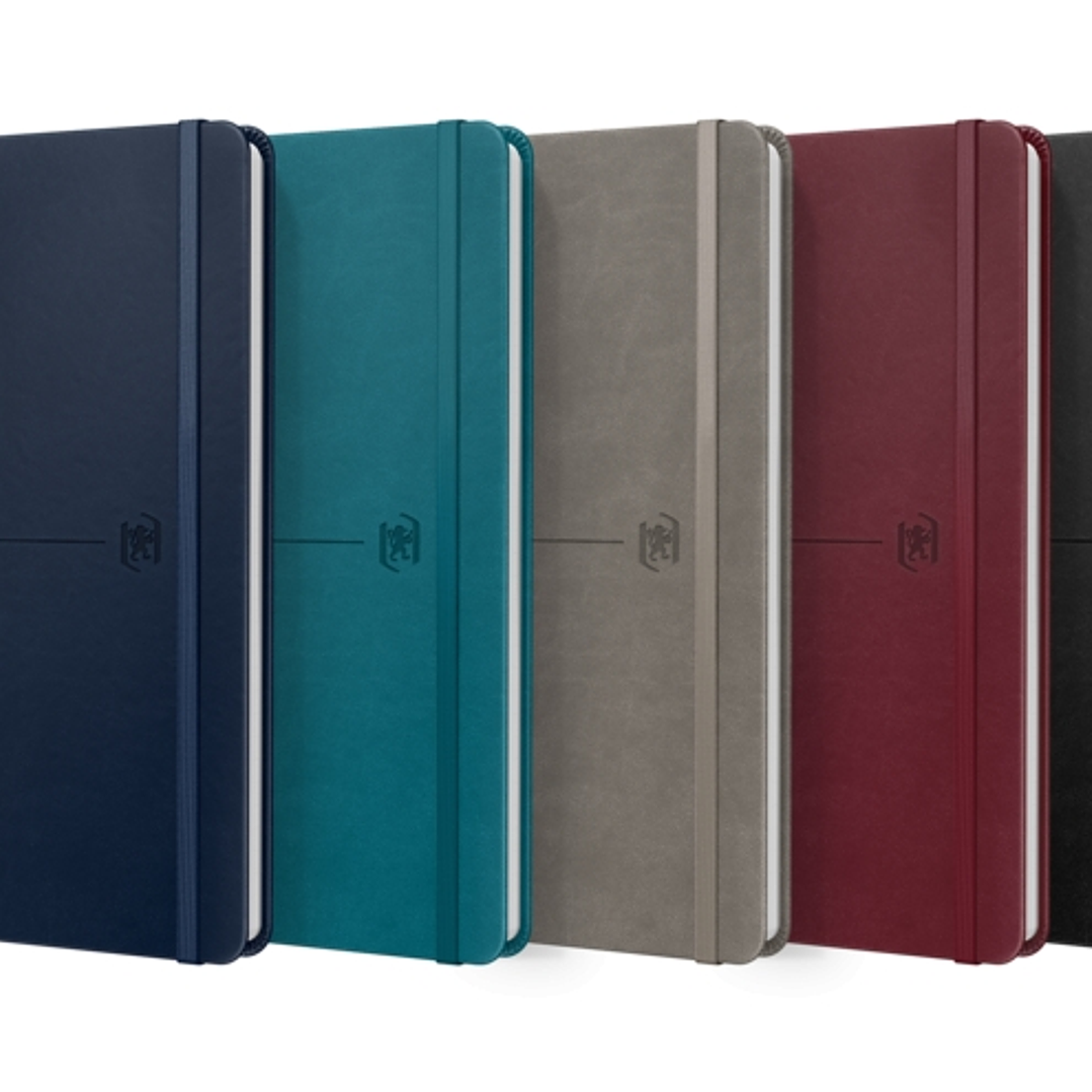 Oxford Signature Cuaderno Cosido Tapa Extradura A5 Liso - 80 Hojas - Colores Surtidos 1