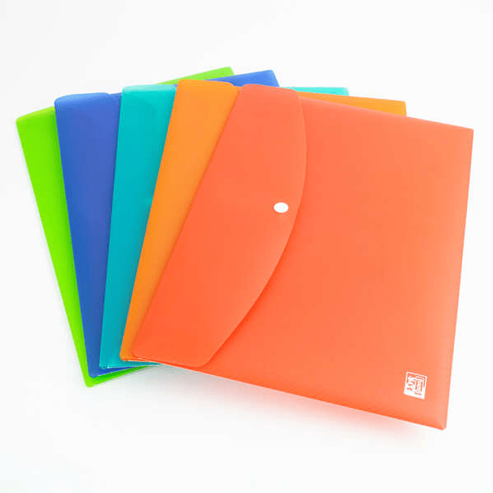 Oxford Urban A4 Sobre Portadocumentos de Plastico Rigido Translucido A4 - Capacidad hasta 40 Hojas - Cierre de Broche - Colores Surtidos 1