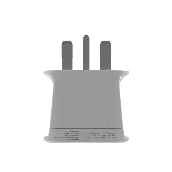 Celly Adaptador de Viaje Universal UK 4