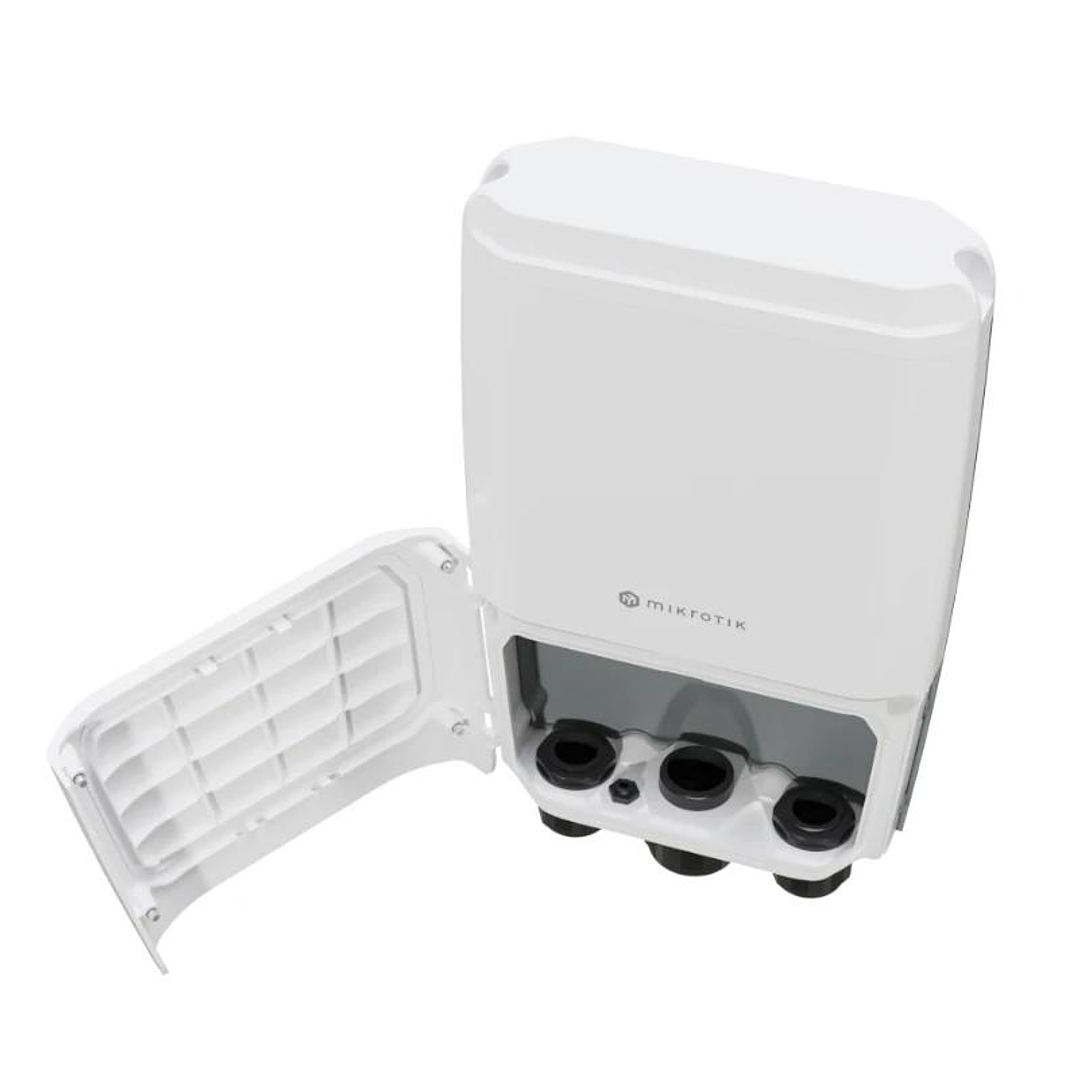 MikroTik CRS504-4XQ-OUT Switch 4xQSFP28 IP66 2