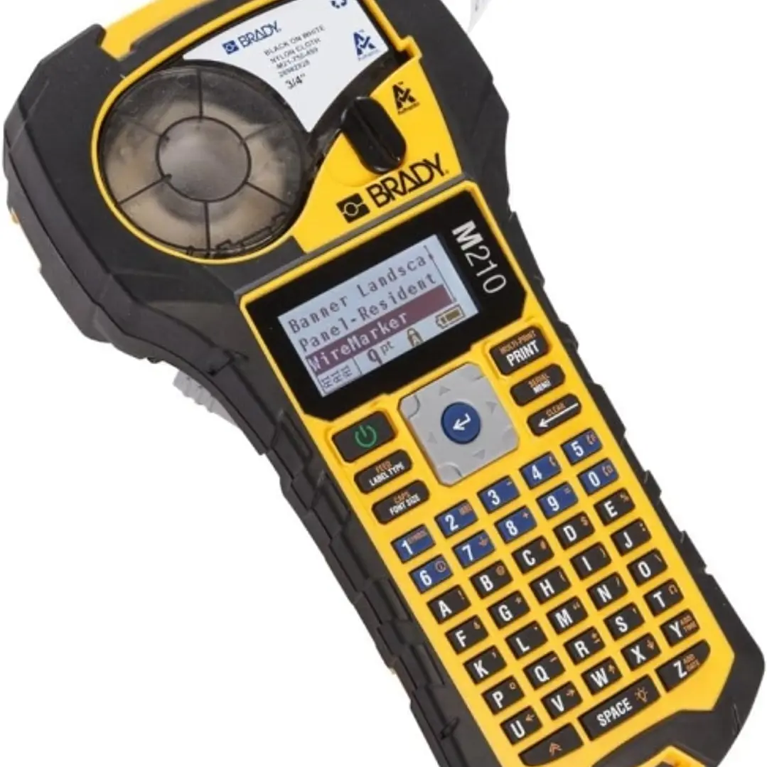 Brady M210 Impresora de Etiquetas Portatil - Pantalla LCD - Resolución: 203ppp - Anchura Maxima de la Etiqueta 19.05mm - Color Amarillo/Negro 1