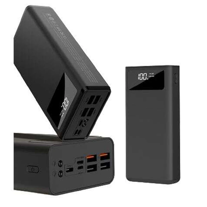 XO PR123 Powerbank 30000mAh - Funcion Linterna - 4 Salidas USB-A - Entradas microUSB, USB-C y Lightning - Pantalla LCD - Carga Rapida - Resistente 1