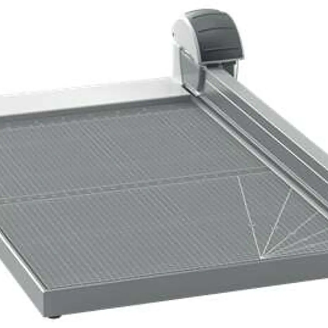 Leitz Precision Office A4+ Cizalla de papel - Recorta hasta 15 Hojas - Formato A4 - Cuchilla Giratoria 1