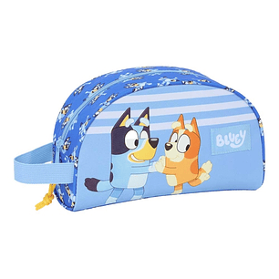 Safta Bluey Let'S Play Neceser de 3.75L - Cremallera - Asa Lateral - Adapatable a Carro - Bolsillo Interior - 260x90x160mm - Color Azul