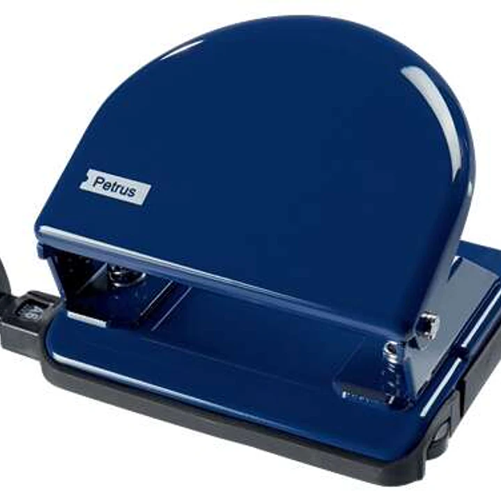 Petrus 52 Taladro Perforador Clasico Metalico - Hasta 20 Hojas - Marcas de Formato - Facil Vaciado - Punzones 5.5mm - Color Azul 1
