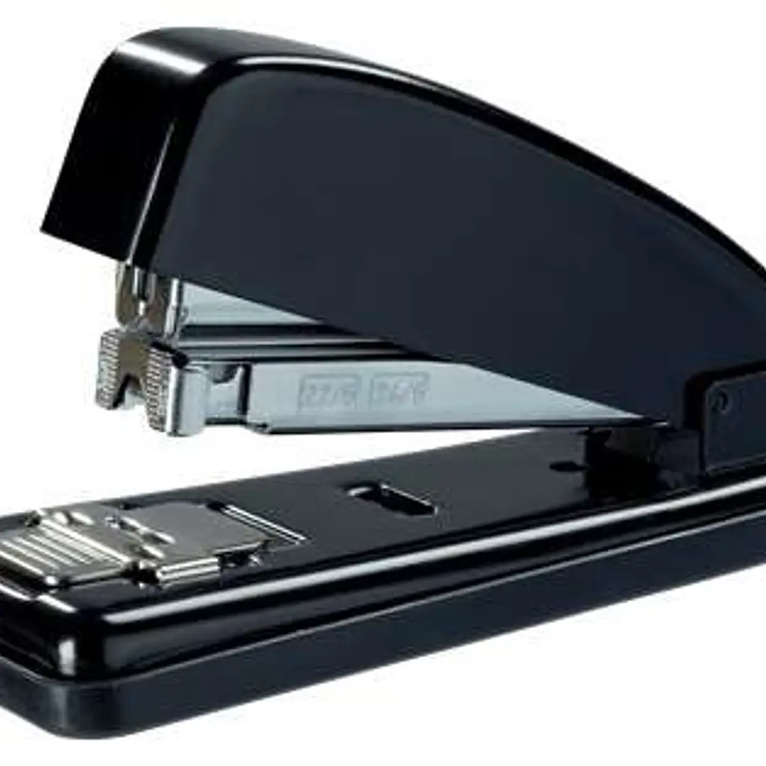 Petrus 226 Grapadora Metalica + Caja de 200 Grapas - Hasta 30 Hojas - Grapado Cerrado, Abierto y Clavado - Color Negro 1