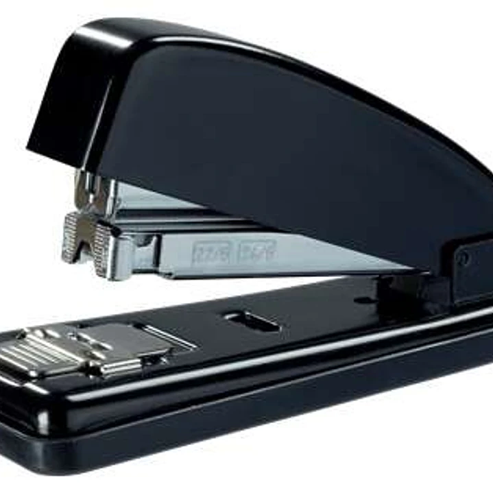 Petrus 226 Grapadora Metalica + Caja de 200 Grapas - Hasta 30 Hojas - Grapado Cerrado, Abierto y Clavado - Color Negro 1