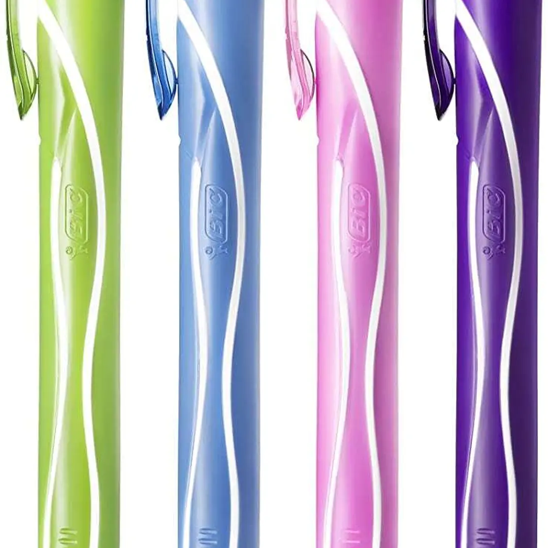 Bic Gel-Ocity Quick Dry Pack de 12 Boligrafos de Gel Retractil  - Punta Media de 0.7 mm - Tinta de Gel - Anti-Manchas - Secado Ultra Rapido - Colores  1