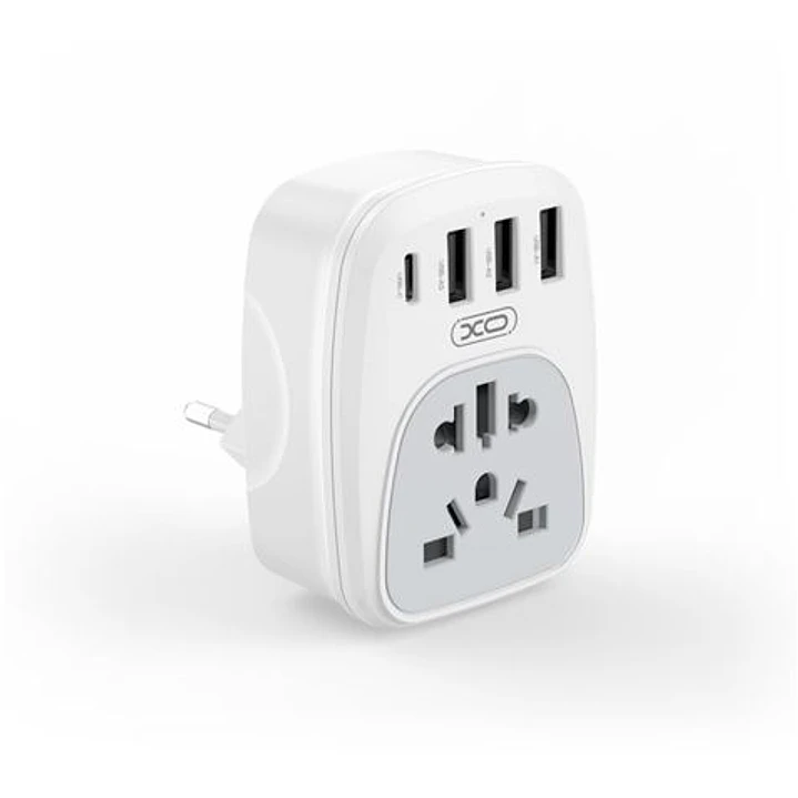 XO Adaptador de Enchufe Internacional - Potencia 2500W - USBx3 + USB-C - Color Blanco 1