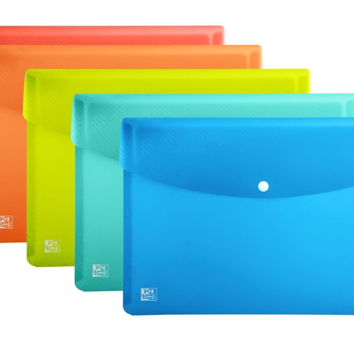 Oxford Urban A3 Sobre Portadocumentos de Plastico Rigido Translucido A3 - Capacidad hasta 40 Hojas - Cierre de Broche - Colores Surtidos 1