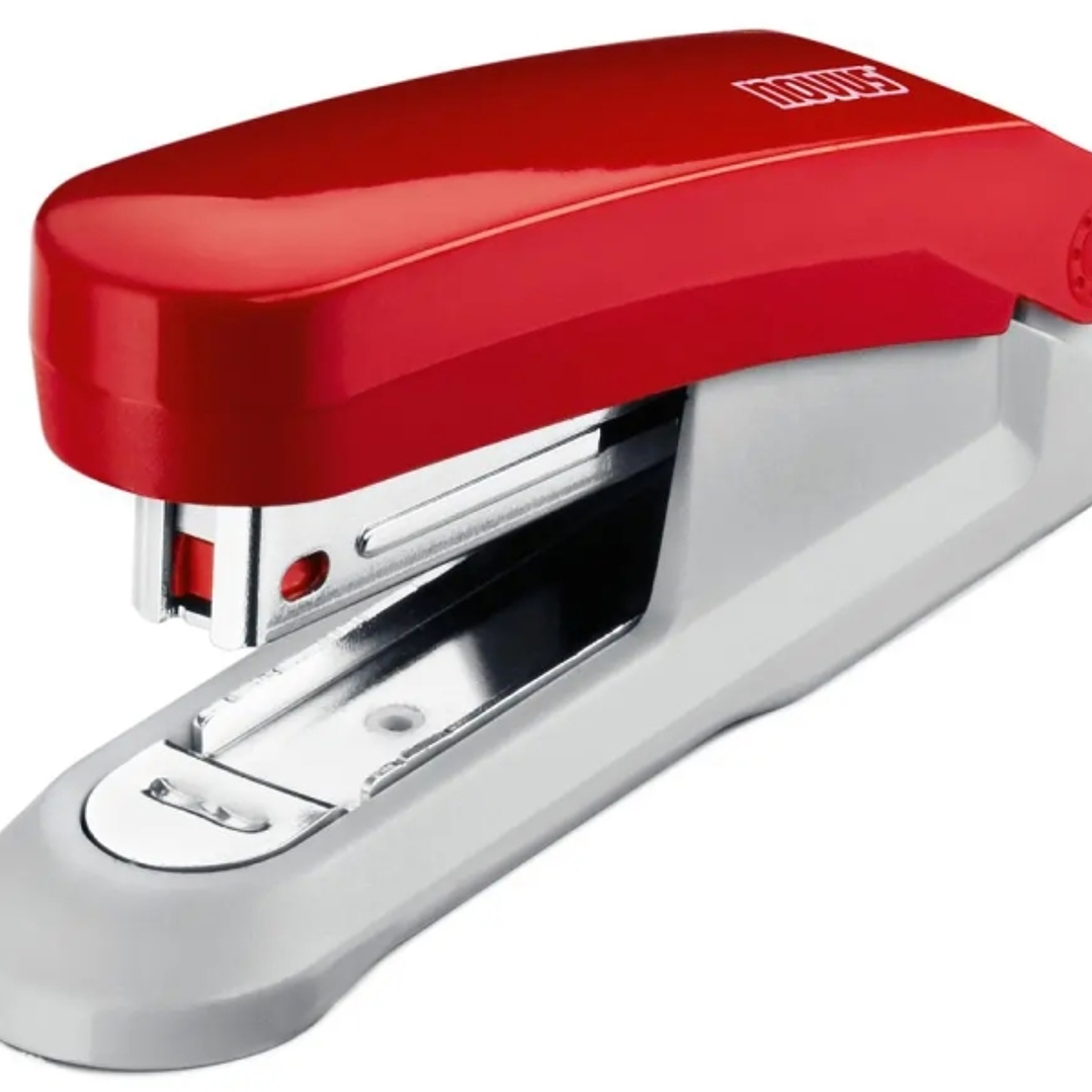Novus Evolution E15 Grapadora de Sobremesa - Hasta 15 Hojas - Grapado Cerrado y Clavado - Incluye 200 Grapas Nº10 - Color Rojo/Gris 1