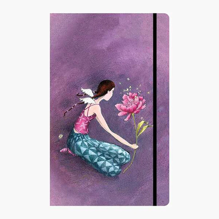 Pictura Gaëlle Boissonnard Cuaderno de Tapa Dura - 13x21cm - Cierre con Cinta Elastica - Cinta de Raso para Marcar La Pagina - 192 Paginas con Lineas 1