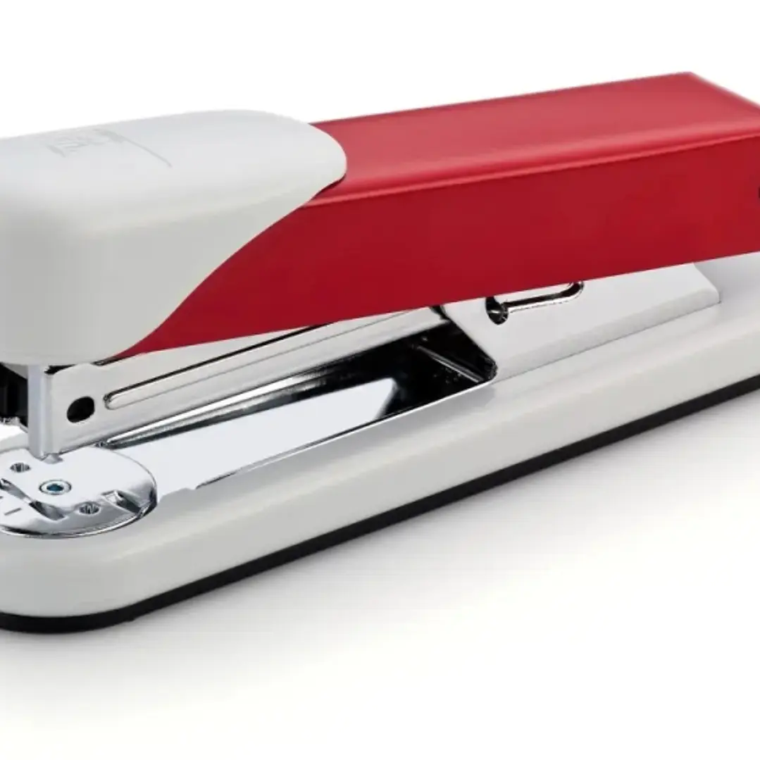 Novus Stabil Grapadora de Sobremesa - Capacidad de grapado 30 Hojas - Grapas 24/6, 26/6 - Grapado Abierto, Cerrado y Clavado - Color Blanco/Rojo 1