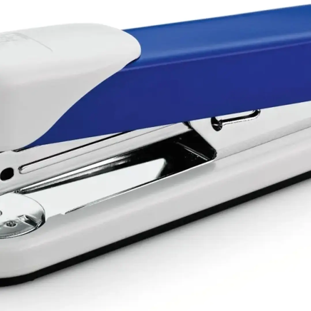 Novus Stabil Grapadora de Sobremesa - Capacidad de grapado 30 Hojas - Grapas 24/6, 26/6 - Grapado Abierto, Cerrado y Clavado - Color Blanco/Azul 1