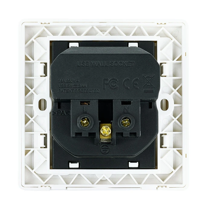 Nanocable Base de enchufe pared schuko+2USB 2.4A 3