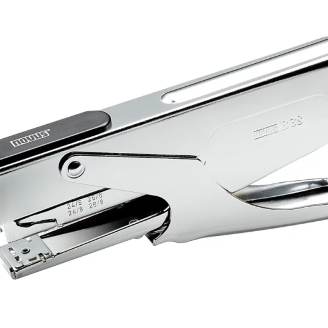 Novus B 38 Grapadora de Tenaza - Hasta 40 Hojas - Para Grapas 24/6-24/8 y 26/6-26/8 - Grapado Temporal y Permanente - Color Cromado 1