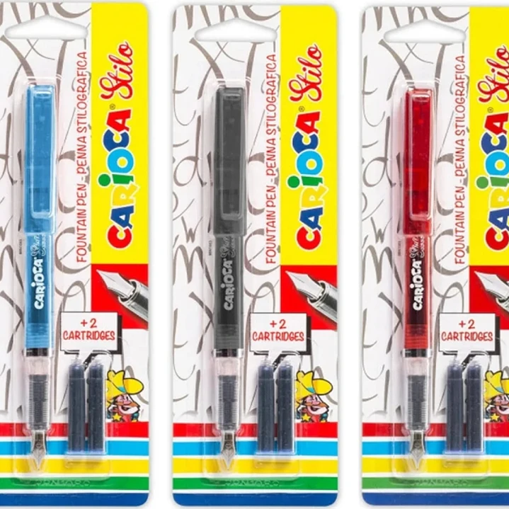 Carioca Pack de 1 Pluma Estilografica + 2 Cartuchos - Cartuchos Estandar de Tinta Azul - Escritura Suave y Precisa - Colores del Cuerpo Surtidos Aleat 1