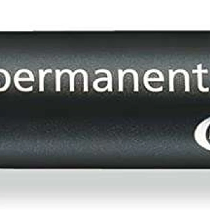 Staedtler Lumocolor 350 Rotulador Permanente - Punta Biselada 2-5mm aprox. - Tinta Base de Alcohol - Secado Rapido - Color Rojo 1