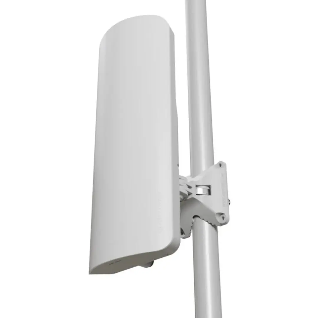 MikroTik mANTBox ax 15s WiFi6 1xGbE 1x2.5G SFP Out 1
