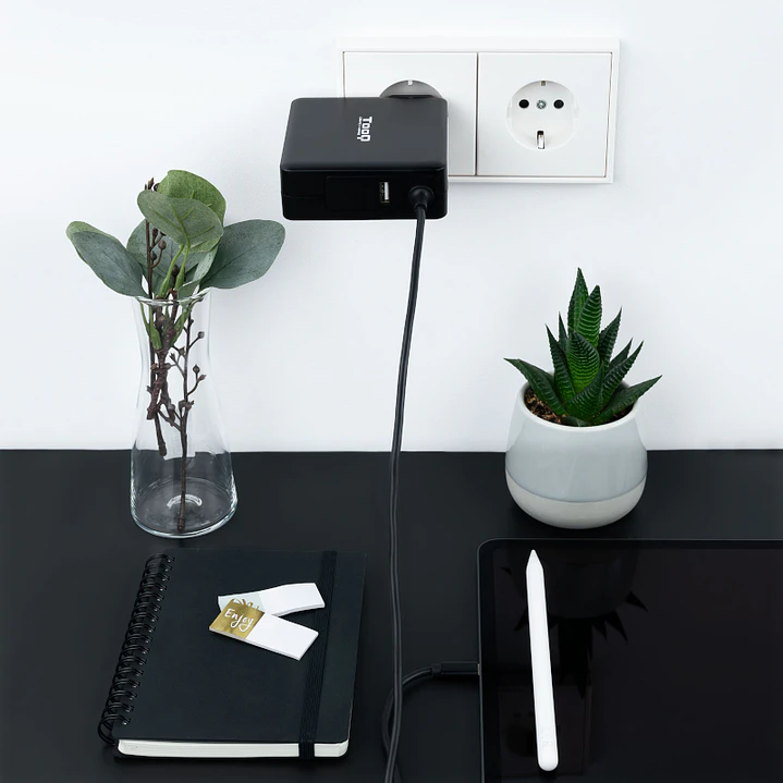 Tooq Cargador portátil conector USB-C 90W 4