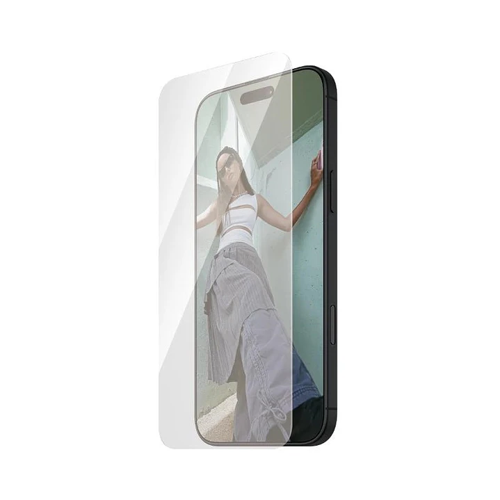 SAFE by PanzerGlass Screen Protector iPhone 16 Pro 1