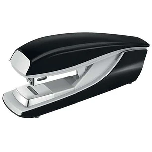 Petrus 236 Grapadora Metalica de Sobremesa - Grapa hasta 30 Hojas - Grapado Plano puede ser Clavado - Color Negro