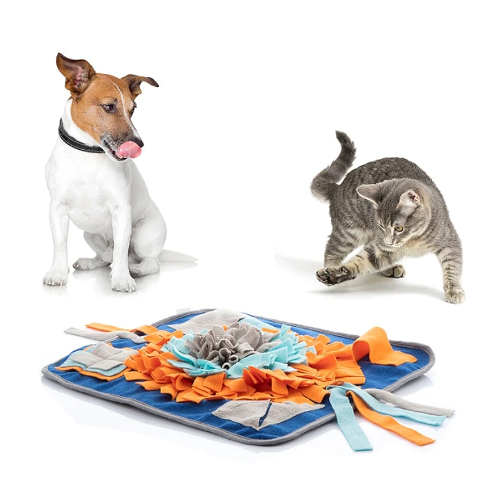 Innovagoods Fooland Alfombra Interactiva para Mascotas - Suave - Base Antideslizante - Estimula Sentidos - 45x1x45cm - Color Multicolor 1