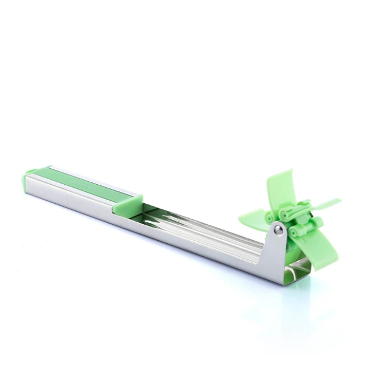 Innovagoods Cutmil Cortador de Sandia en Cubos - Mango Ergonomico - Compacto y Ligero - Facil de Limpiar - Seguro y Preciso - 29.5x6.8x3.2cm - Color V 1