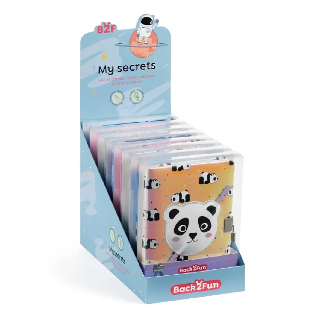 Miquel Rius Back2Fun Expositor con 9 Diarios Secretos Holograficos - 3 de cada Modelo Unicornio, Astronauta y Panda - Cierre con Candado - Lapiz Inclu 1