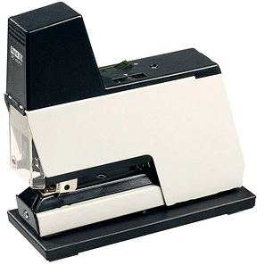 Rapid Classic 105E Grapadora Electrica - Hasta 50 Hojas - Grapas 66/6-8mm - Fuerza de Grapado Ajustable - Grapado Cerrado y Abierto - Color Blanco/Neg