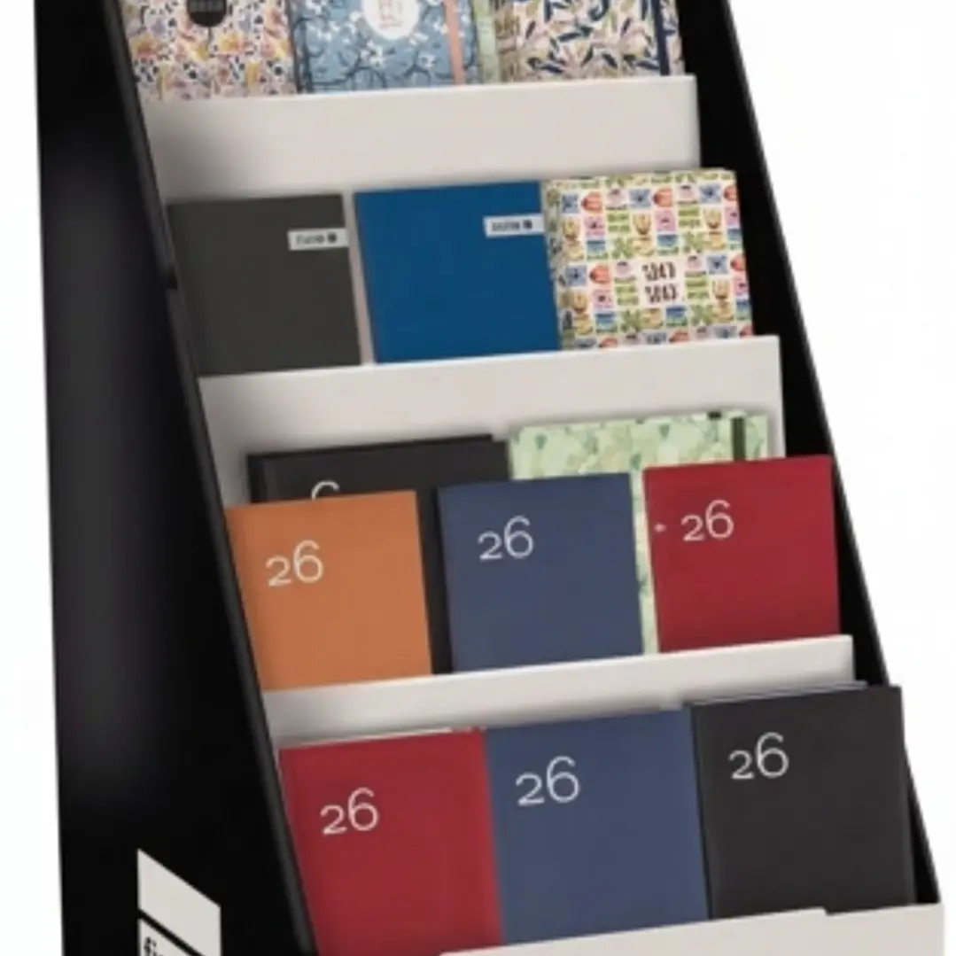 Finocam Expositor de Pie con 52 Agendas de Tapa Dura Surtidas en Catalan - Anual 2026 - Estructura de Carton - Color Surtidos 1
