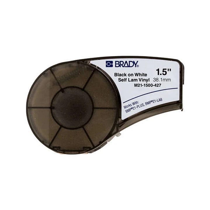 Brady M21-1500-427 Cinta de Etiquetas Original de Vinilo envolventes y autolaminables - Texto negro sobre fondo blanco - Ancho 38.1mm x 4.30 metros 1