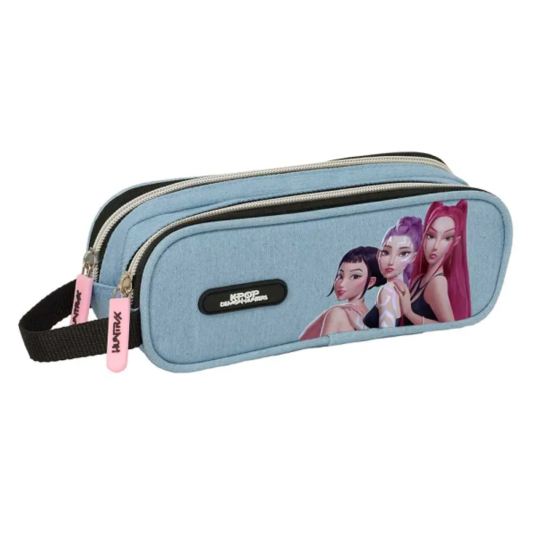 Safta K-Pop Demon Hunters Huntr/X Portatodo - 2 Compartimentos con Cremallera - Asa Lateral - Capacidad 1L - 21x8x6cm - Color Azul Claro 1