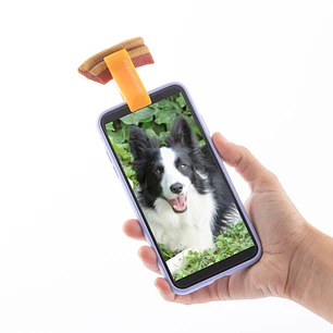 Innovagoods Pefie Clip de Selfies para Mascotas - Silicona Flexible - Firme Sujecion - Ligero y Compacto - Facil de Limpiar - 1.9x5x1.8cm - Color Nara
