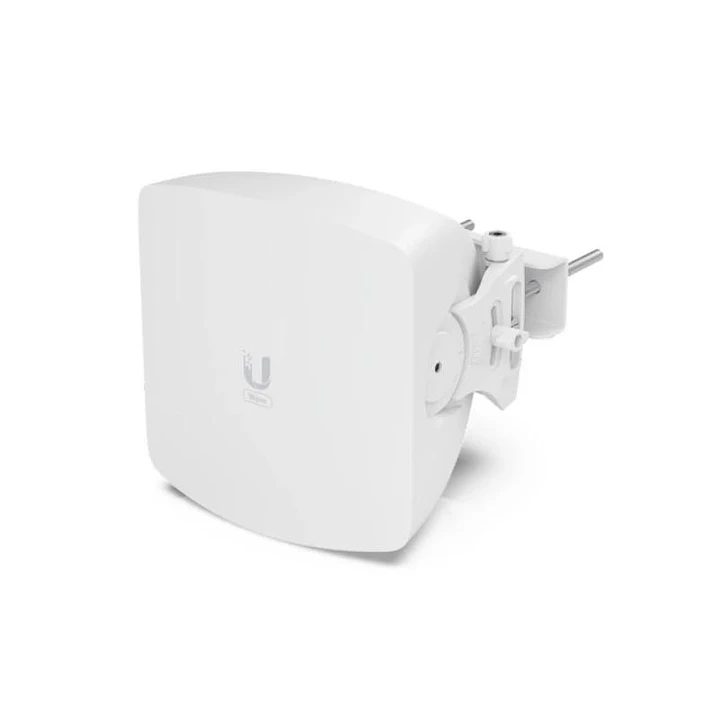 Ubiquiti WAVE-AP PtMP 1x10Gb SFP+ 1x2.5GbE 1